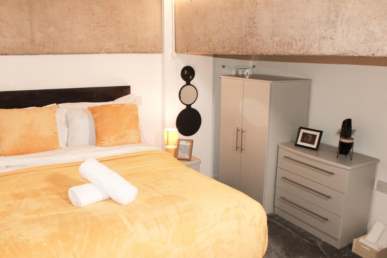 Modern Luxury Serviced Duplex Apartments By Repose- 150 Metro Court, بروميتش الغربية المظهر الخارجي الصورة