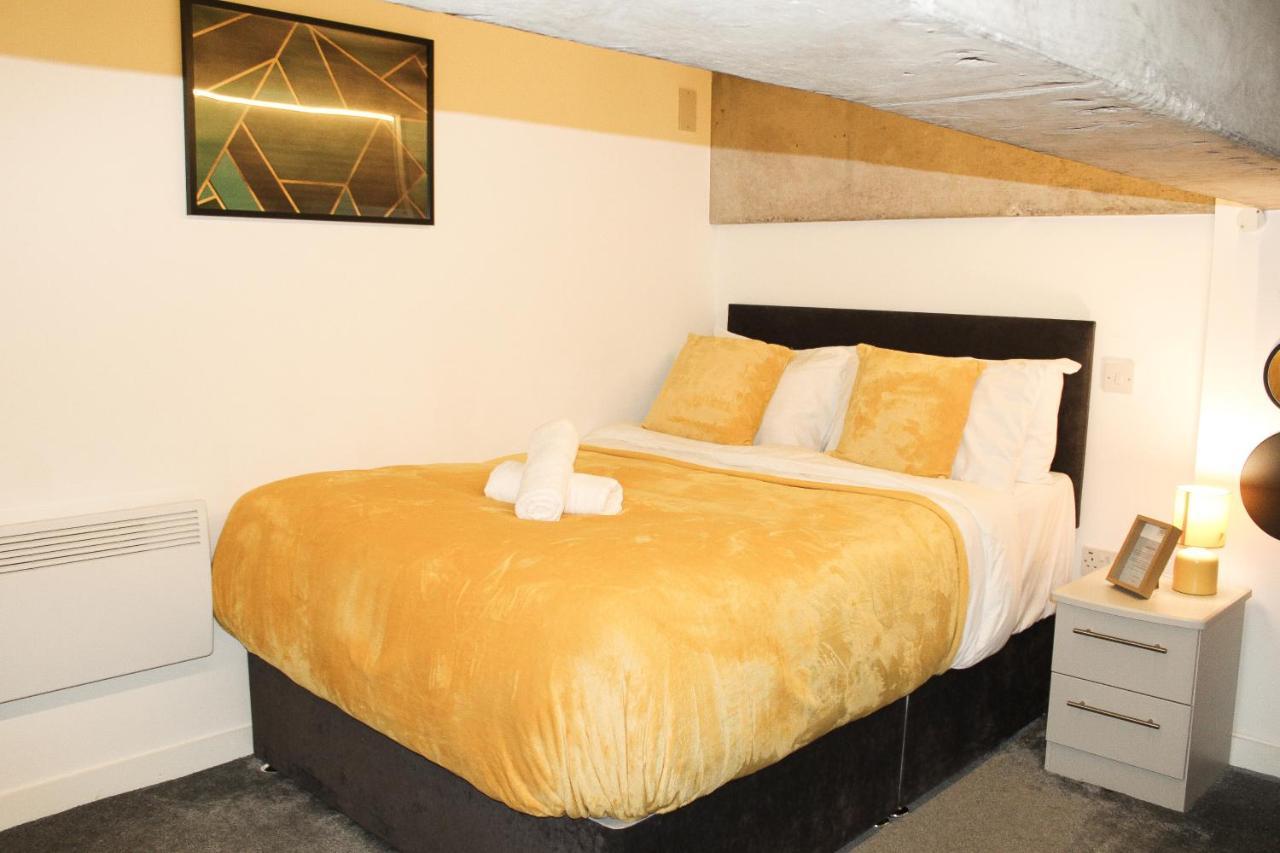 Modern Luxury Serviced Duplex Apartments By Repose- 150 Metro Court, بروميتش الغربية المظهر الخارجي الصورة